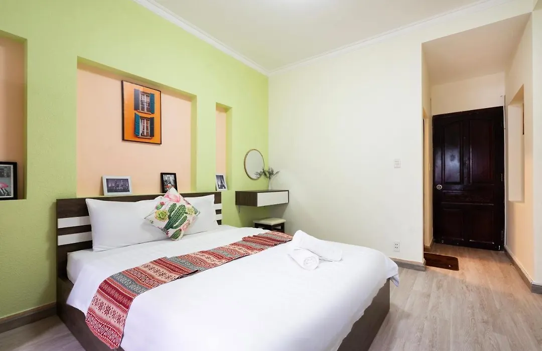 Planet Saigon Hotel-1